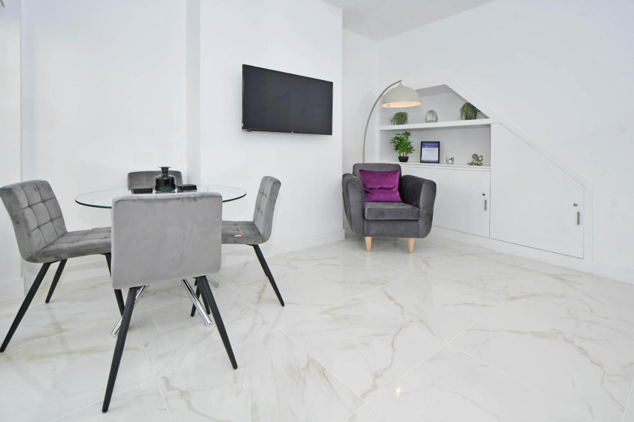 Unity House By Yourstays - 3 Bedroom House In Holiday home *