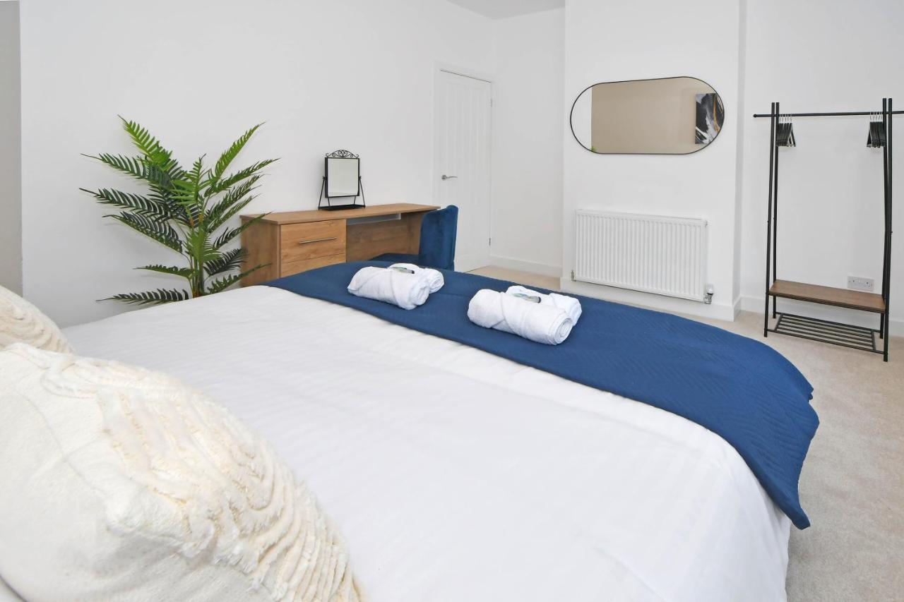 Unity House By Yourstays - 3 Bedroom House In Holiday home