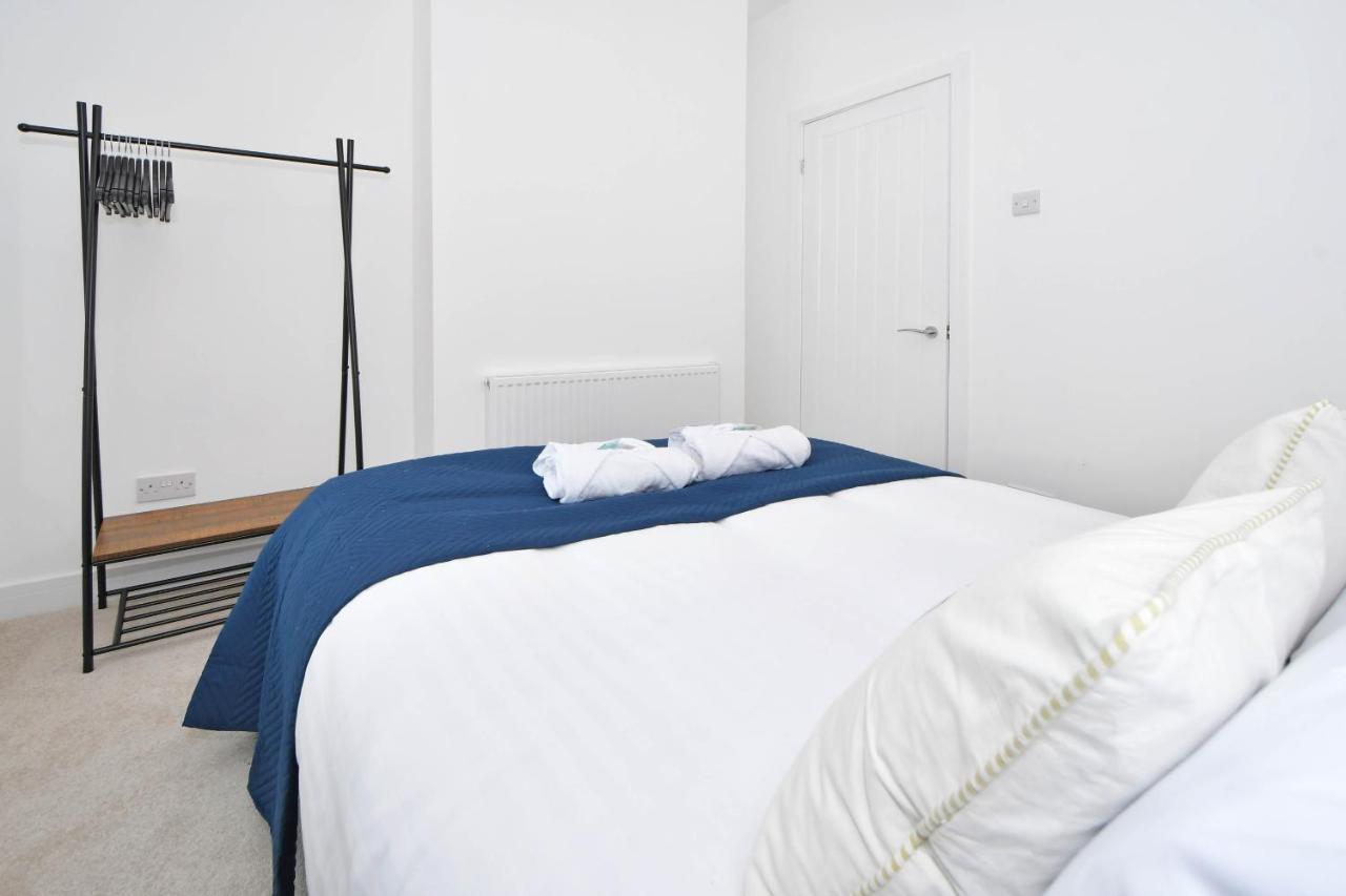 Unity House By Yourstays - 3 Bedroom House In * Crewe