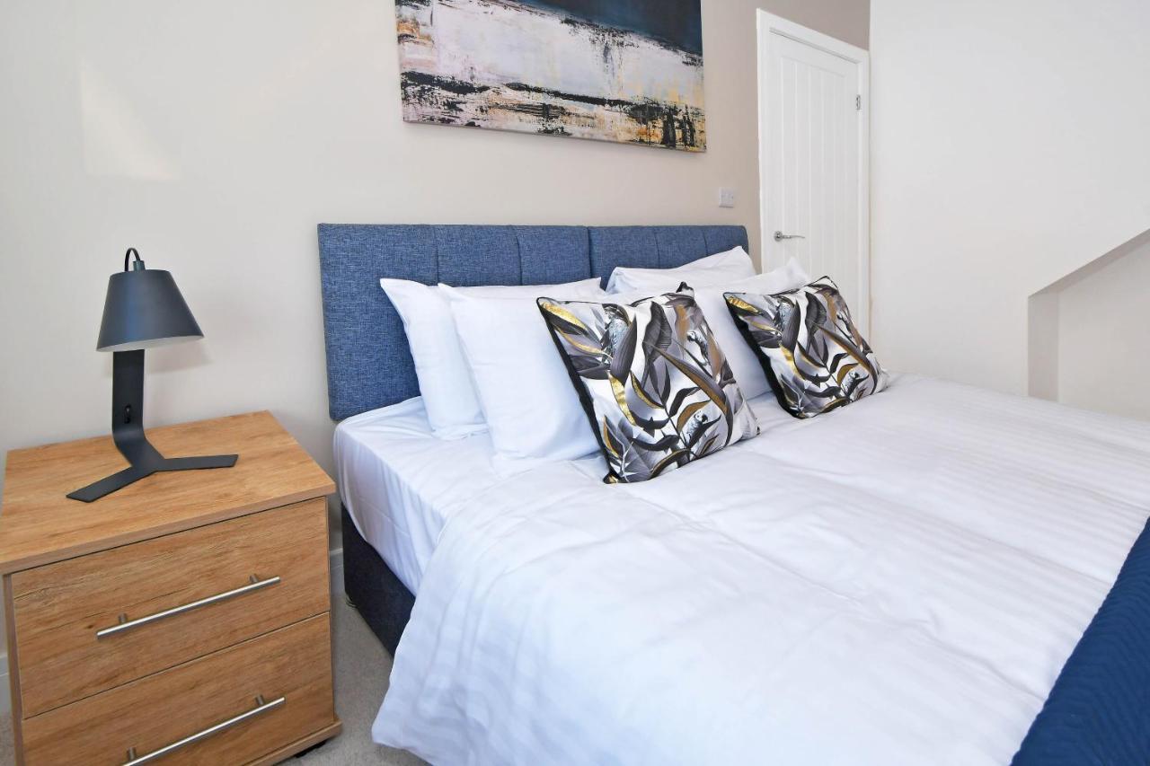 Unity House By Yourstays - 3 Bedroom House In * Crewe
